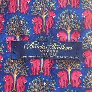 Silk Rare Panther Cougar Lion Tree of Life Motif Rooted Strength Courage Balance